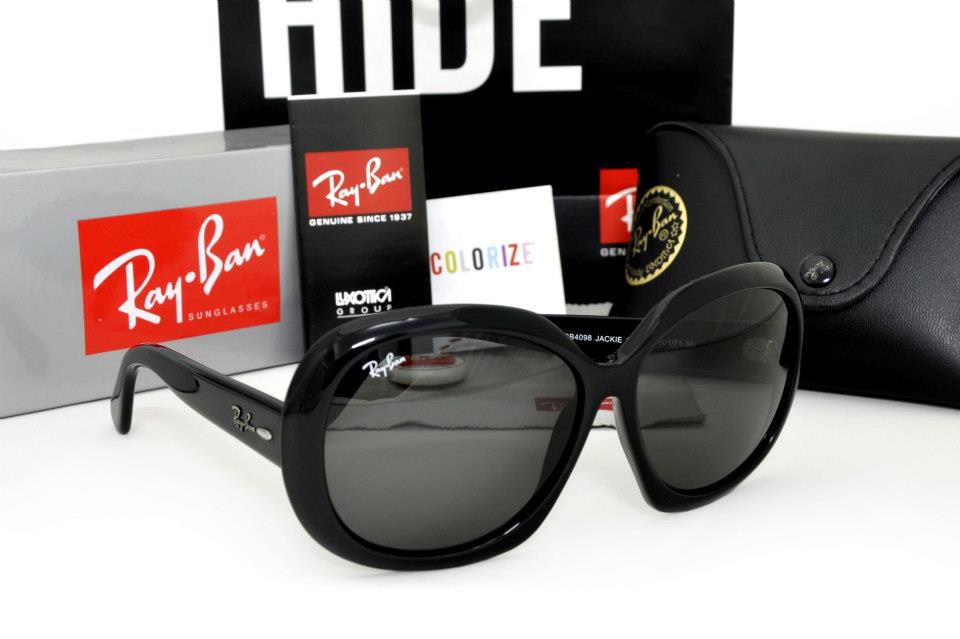 Black Frame, Black Lens