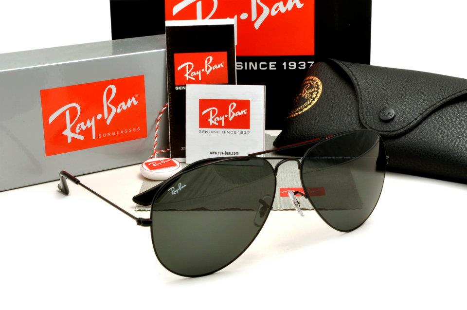 Black Frame, Black Lens