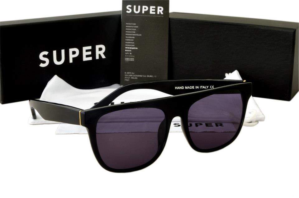 Black Frame, Black Frame